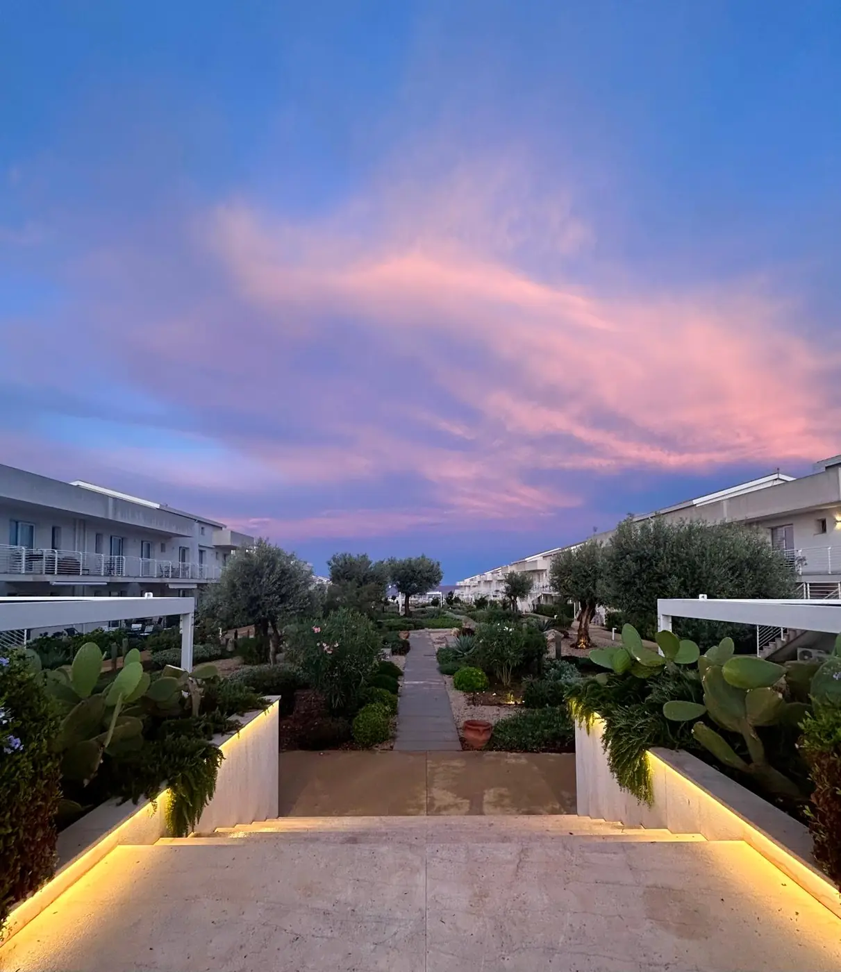 Tramonto sulle piscine del Residence 84, Marzamemi