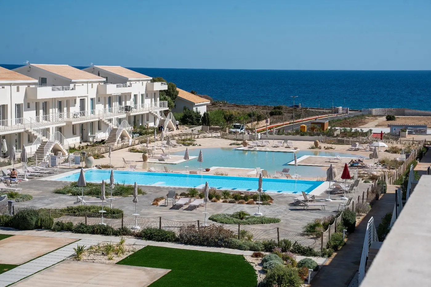 Casa di Mauro — vista mare e piscine del Residence Borgo 84, Marzamemi